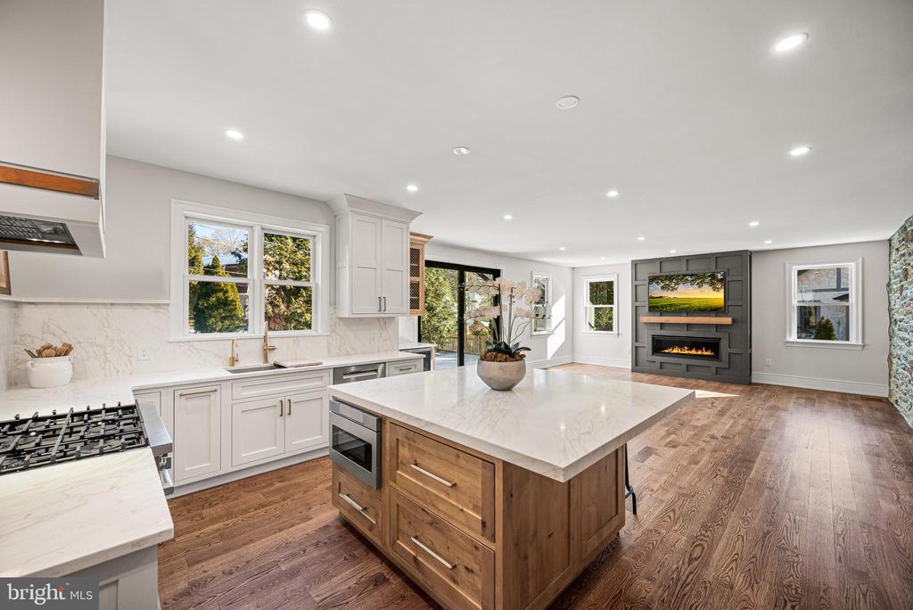 16 NARBROOK PARK