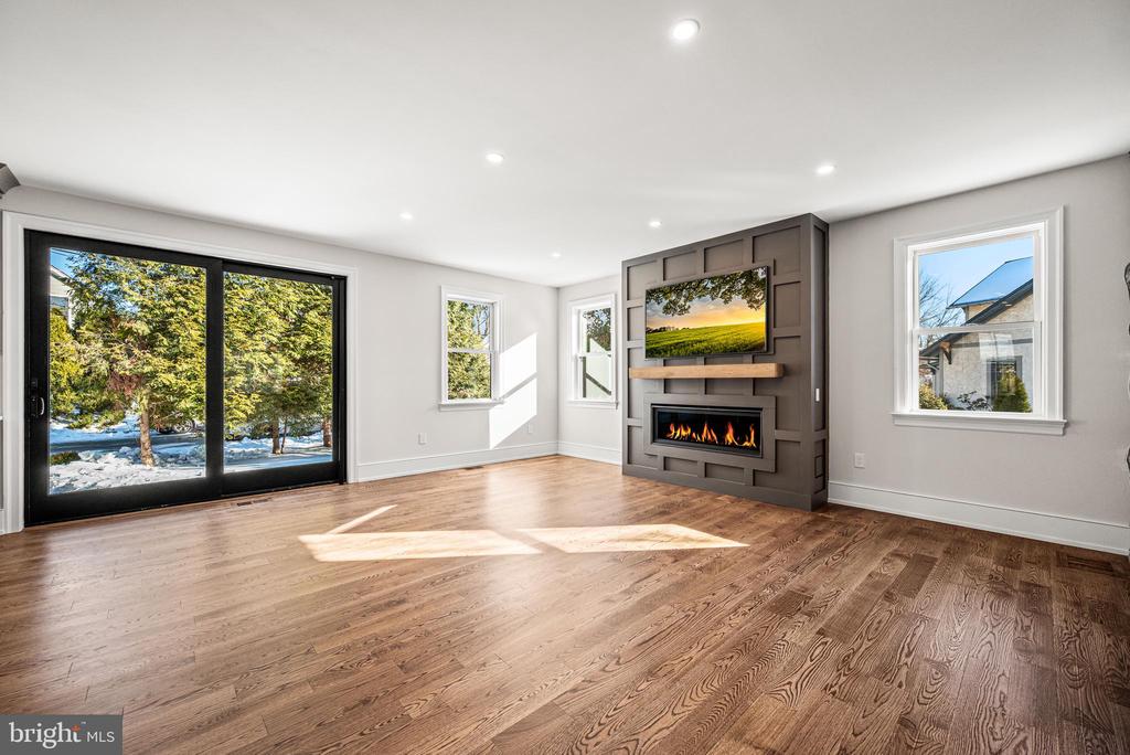16 NARBROOK PARK