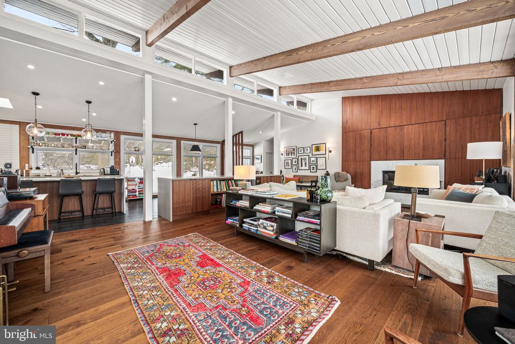 1424 FLAT ROCK ROAD