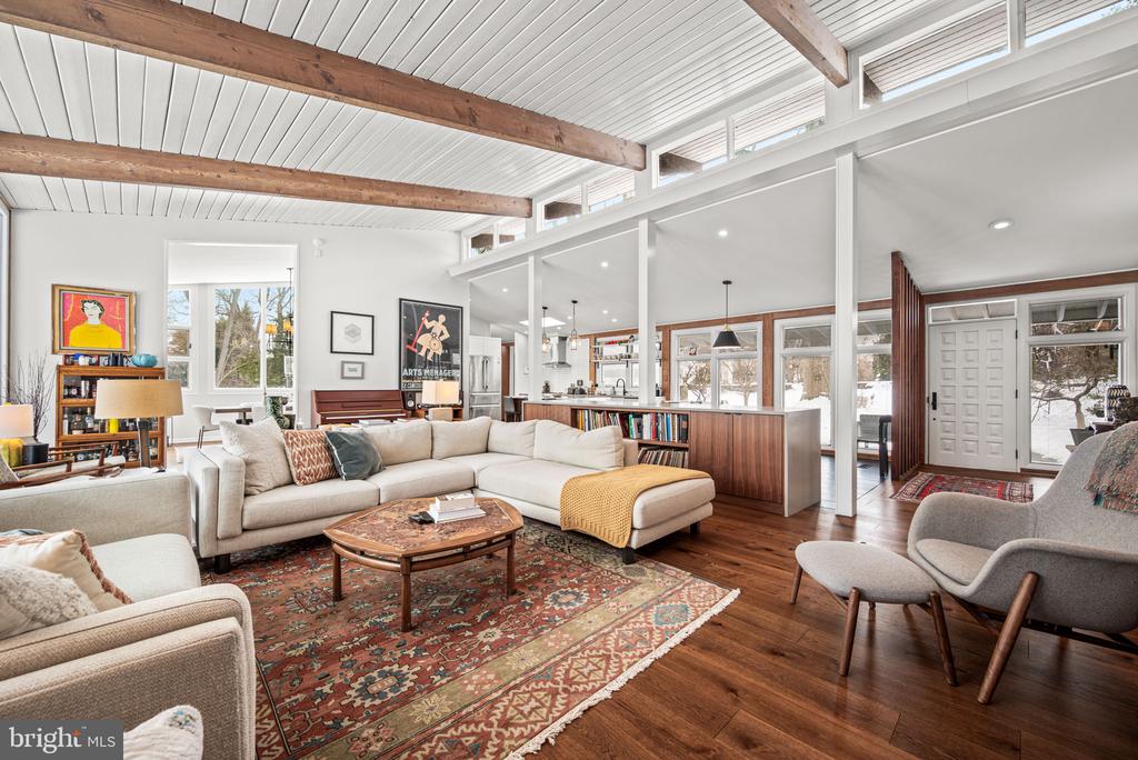 1424 FLAT ROCK ROAD