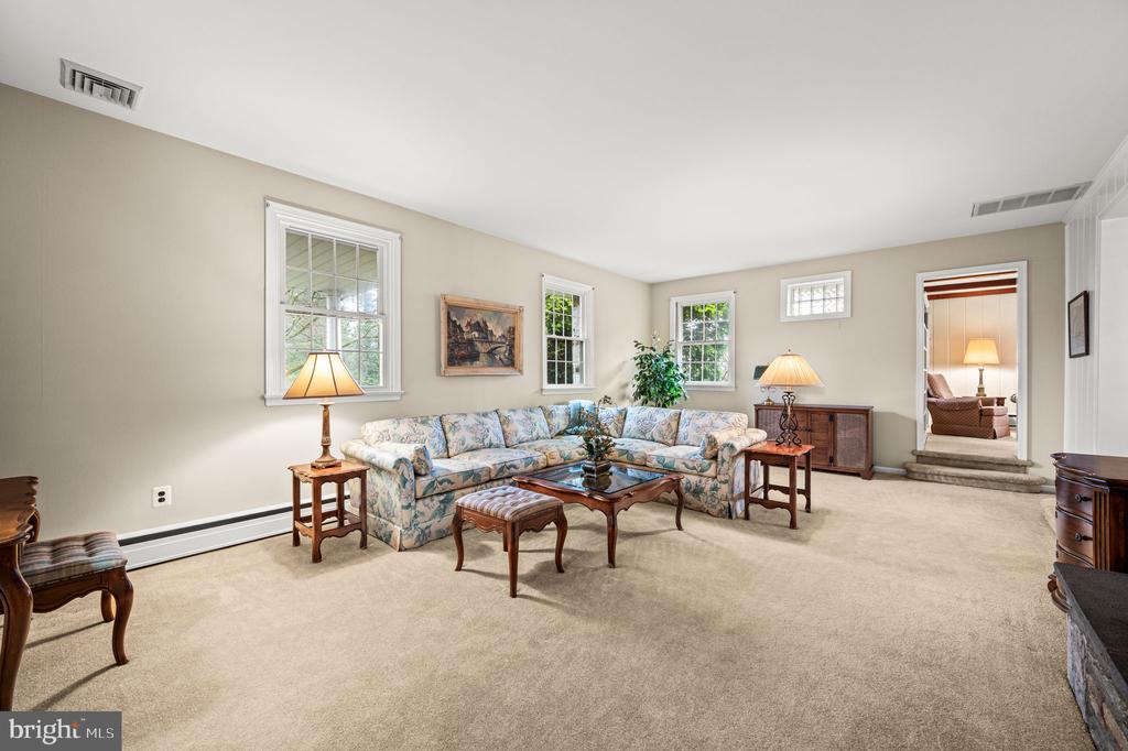 4129 PRESIDENTIAL DRIVE