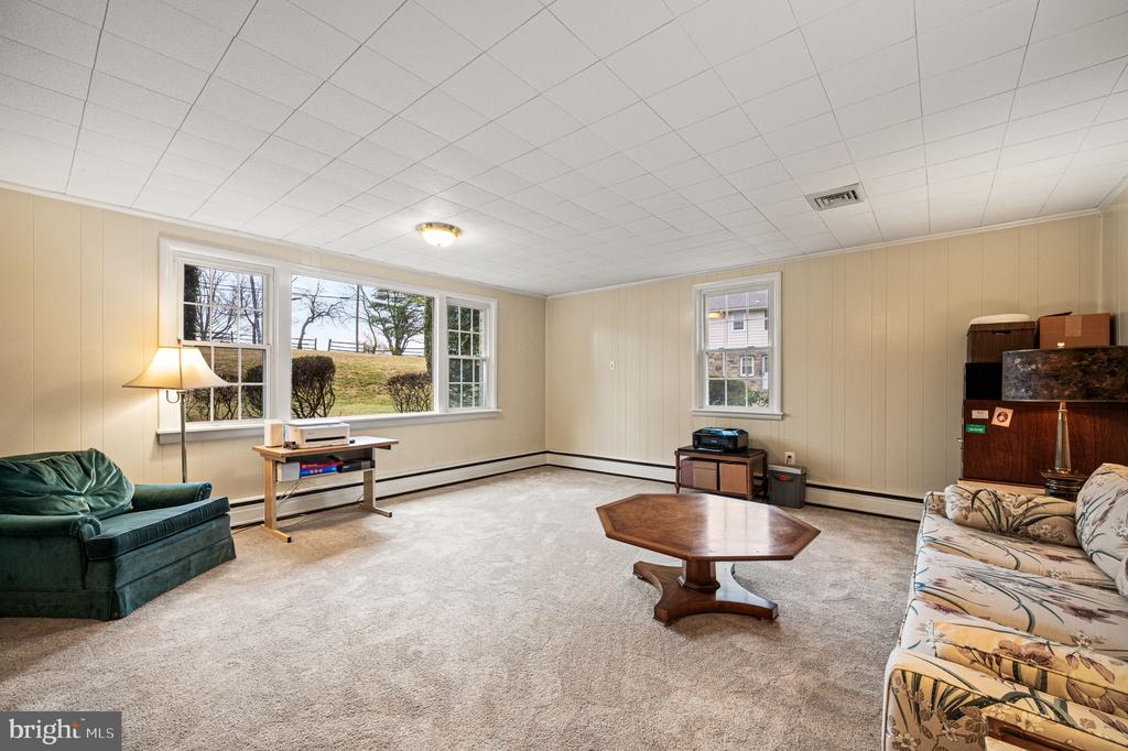 4129 PRESIDENTIAL DRIVE