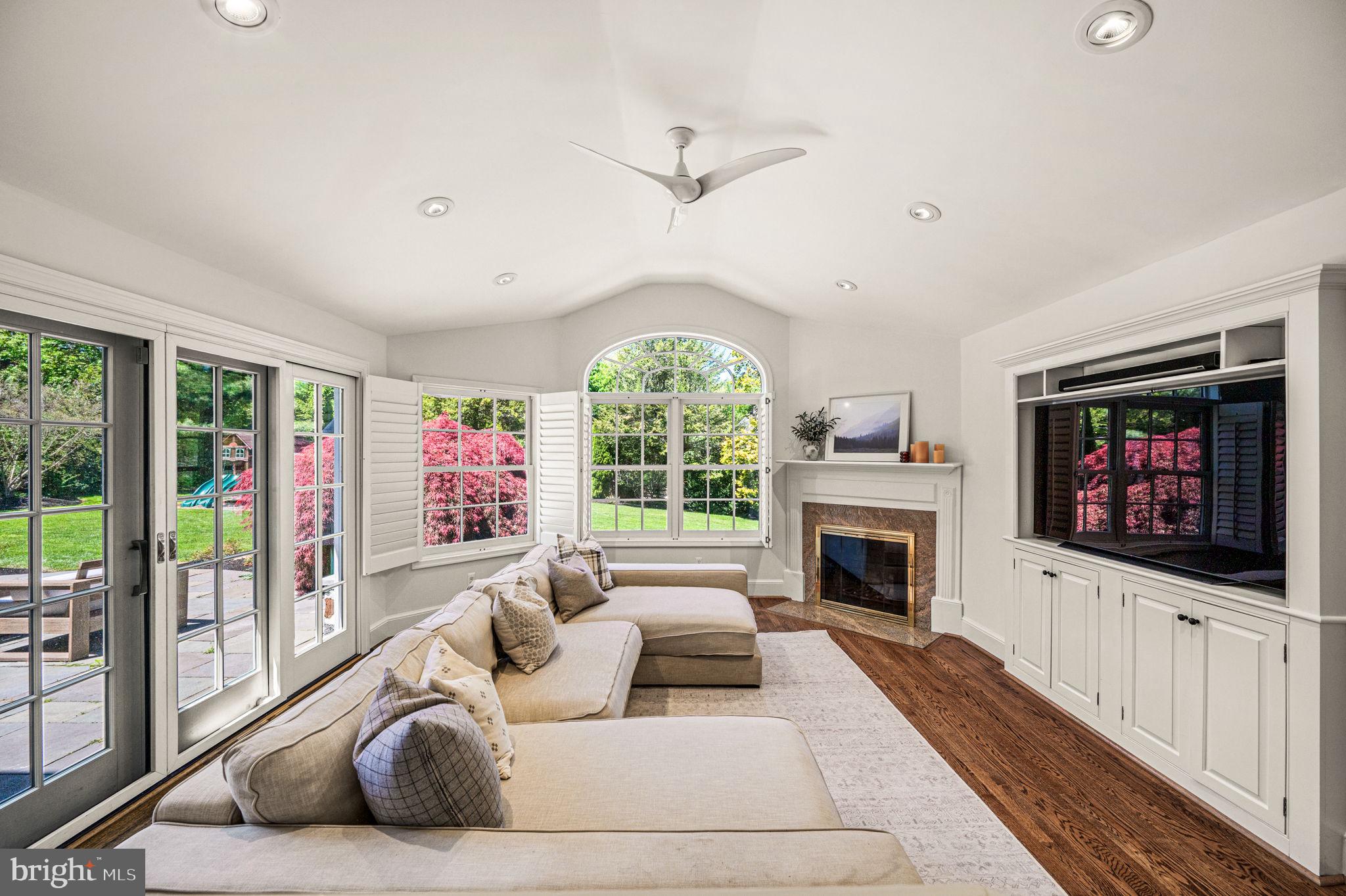 1208 WAVERLY ROAD