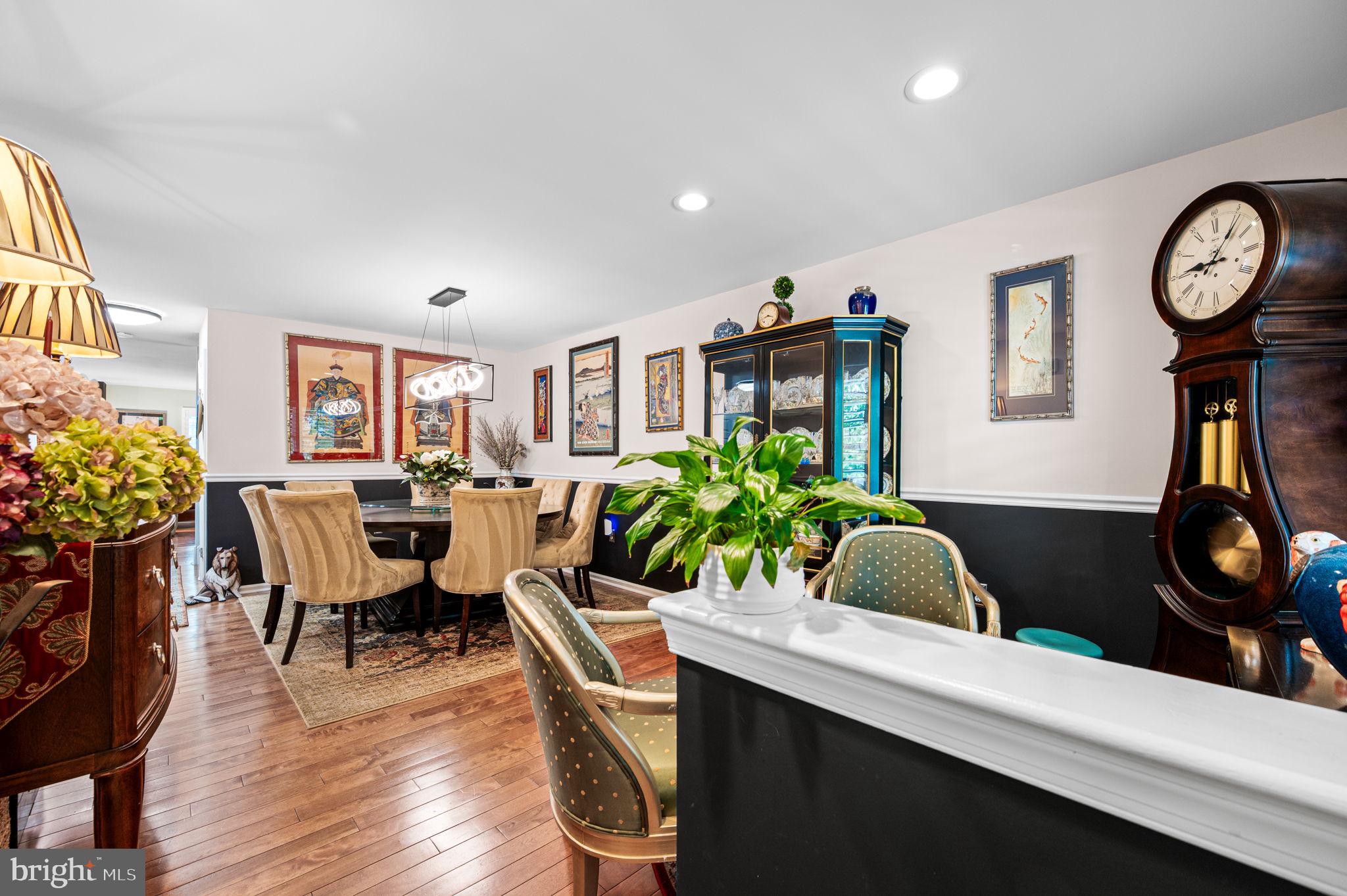 256 LARKSPUR LANE