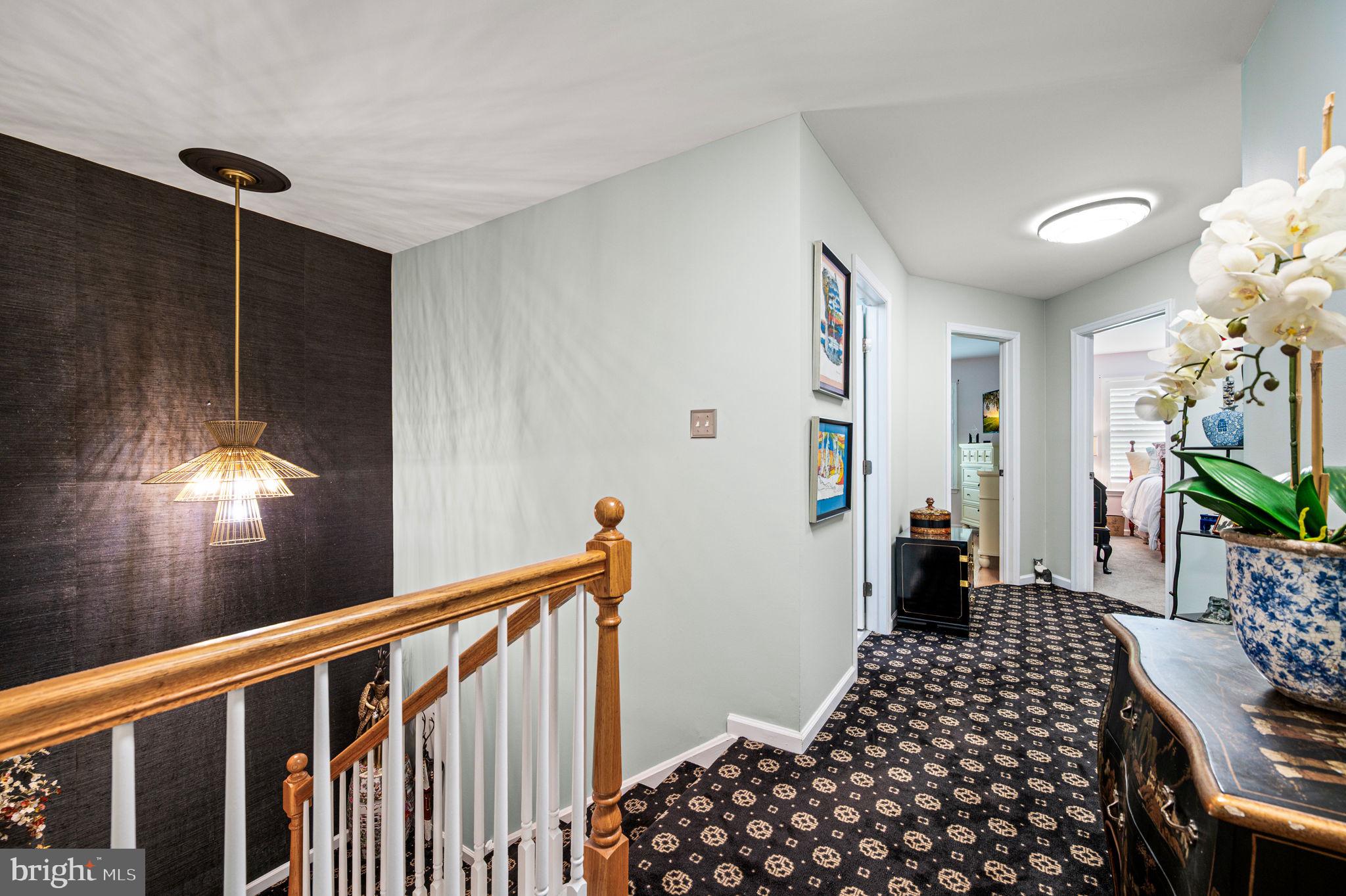 256 LARKSPUR LANE