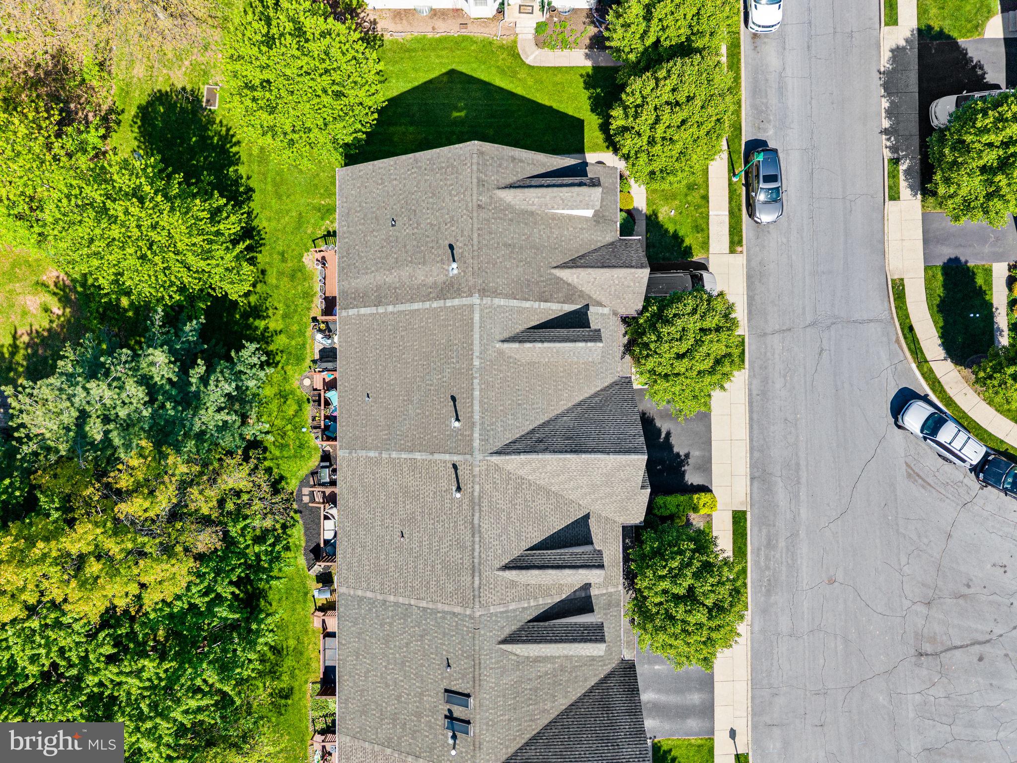 256 LARKSPUR LANE