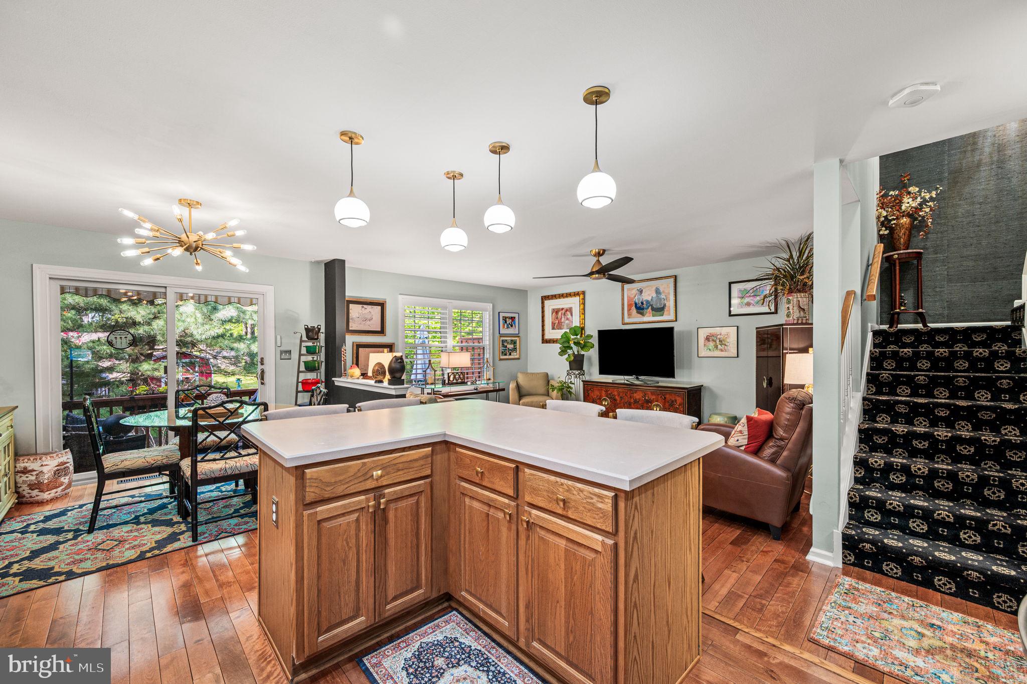 256 LARKSPUR LANE