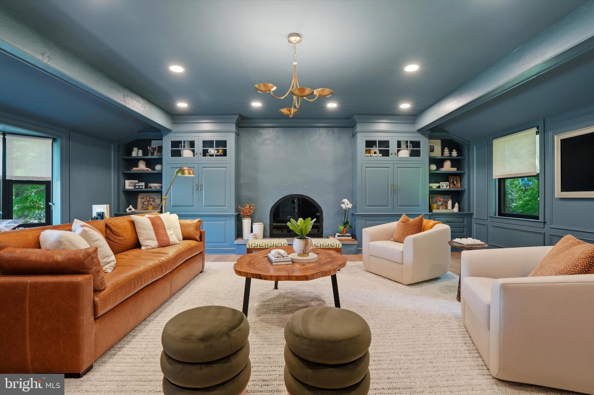 1234 FOREST HILL DRIVE