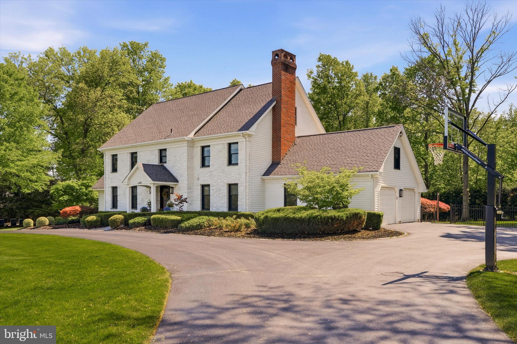 1234 FOREST HILL DRIVE