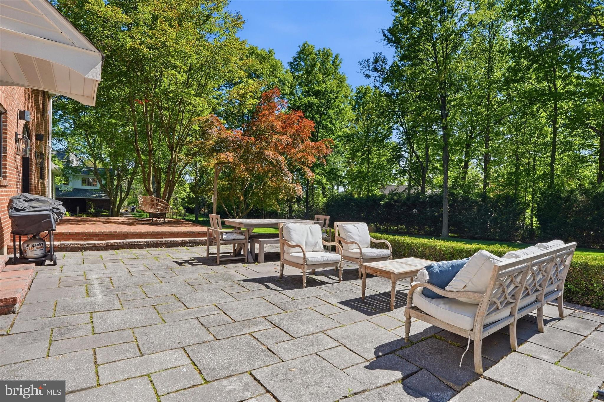 1234 FOREST HILL DRIVE