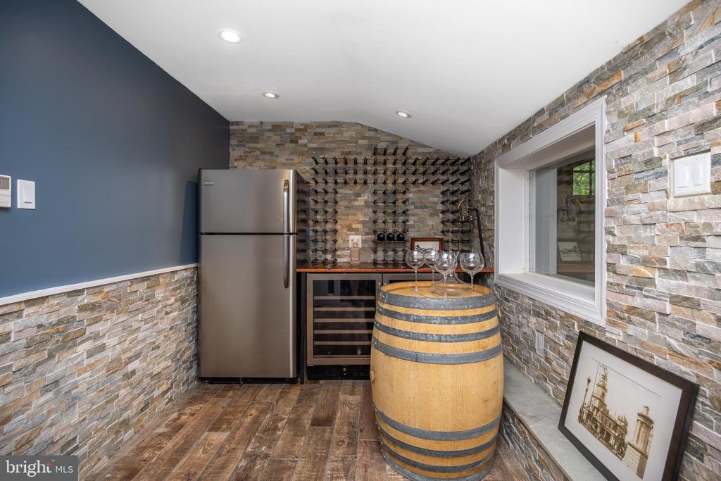 107 E MILL ROAD