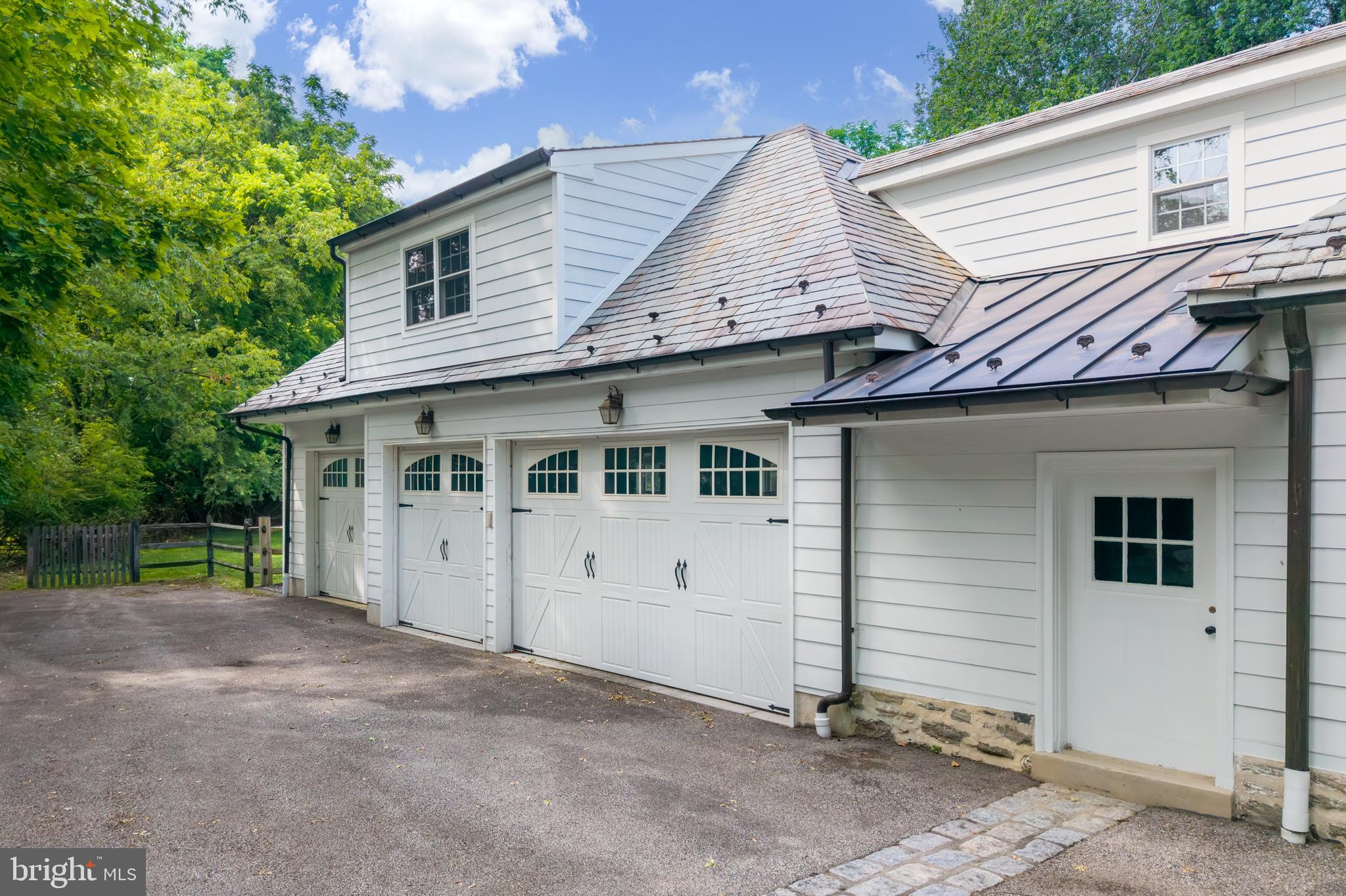 107 E MILL ROAD