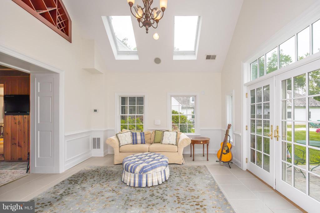 107 E MILL ROAD