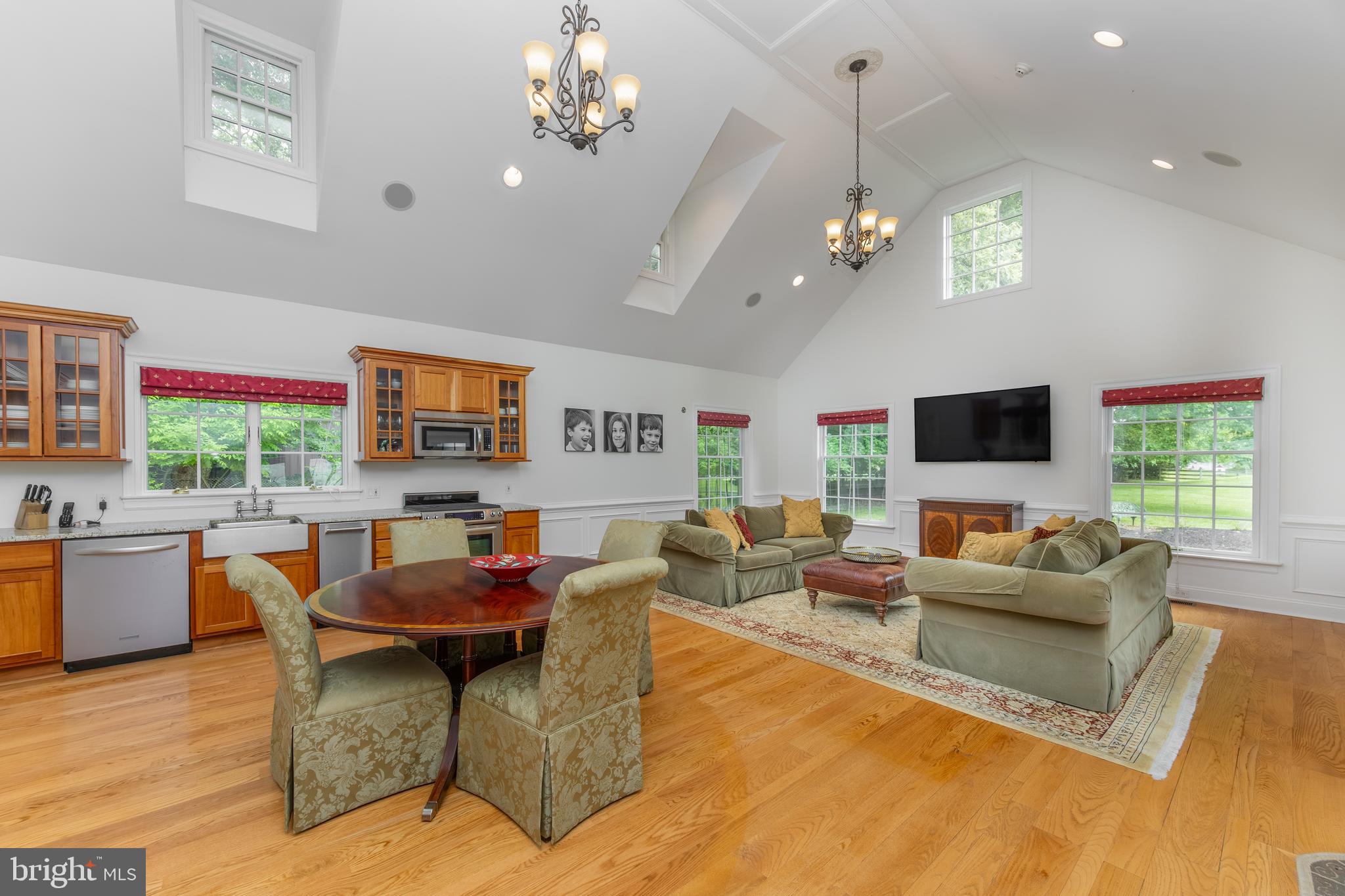 107 E MILL ROAD