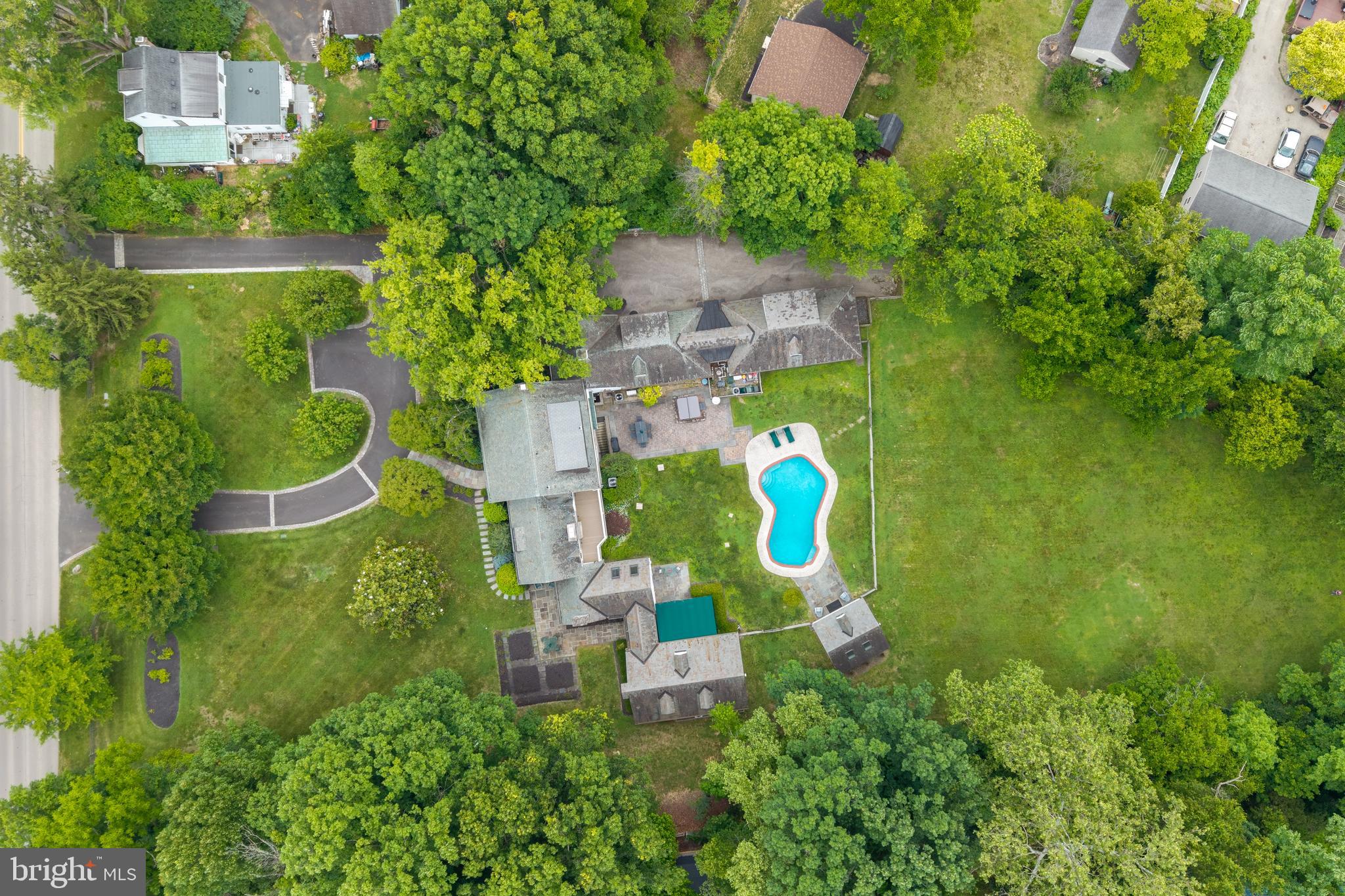 107 E MILL ROAD