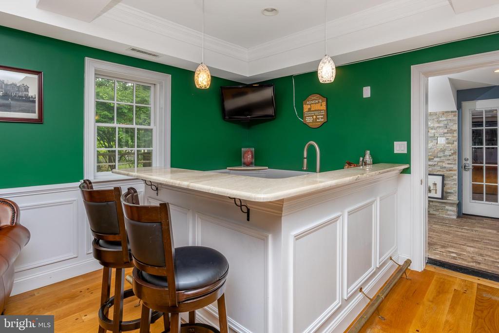 107 E MILL ROAD