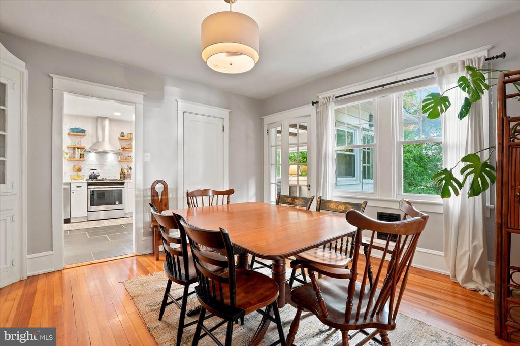 8 HEWETT ROAD