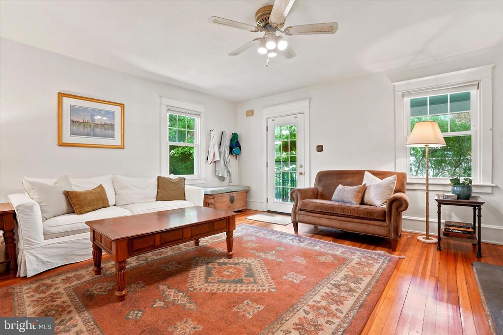 8 HEWETT ROAD