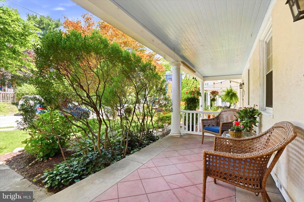 8 HEWETT ROAD