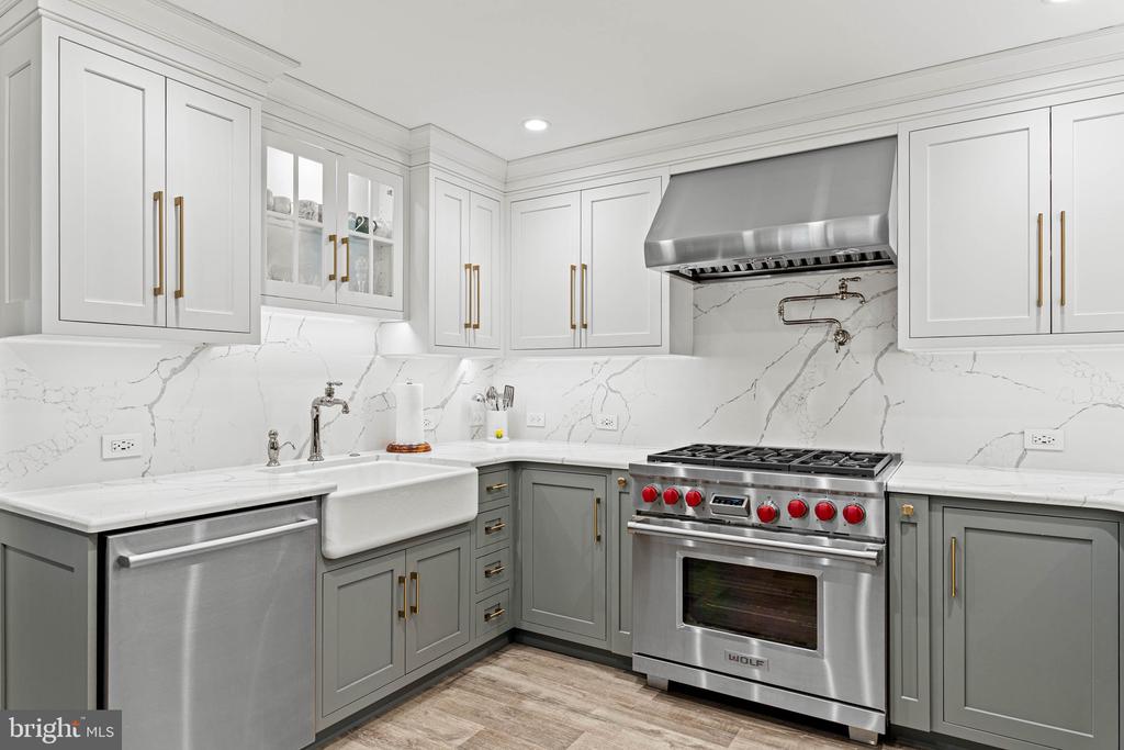1510 BETHLEHEM PIKE AND 7 BYSHER AVENUE