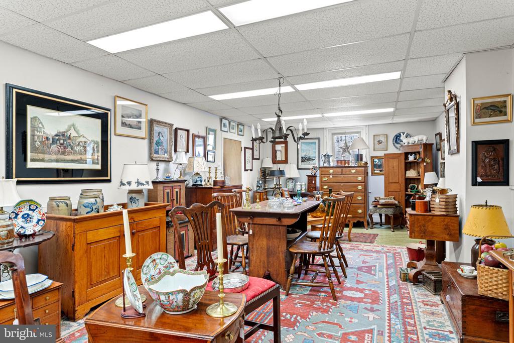 1510 BETHLEHEM PIKE AND 7 BYSHER AVENUE