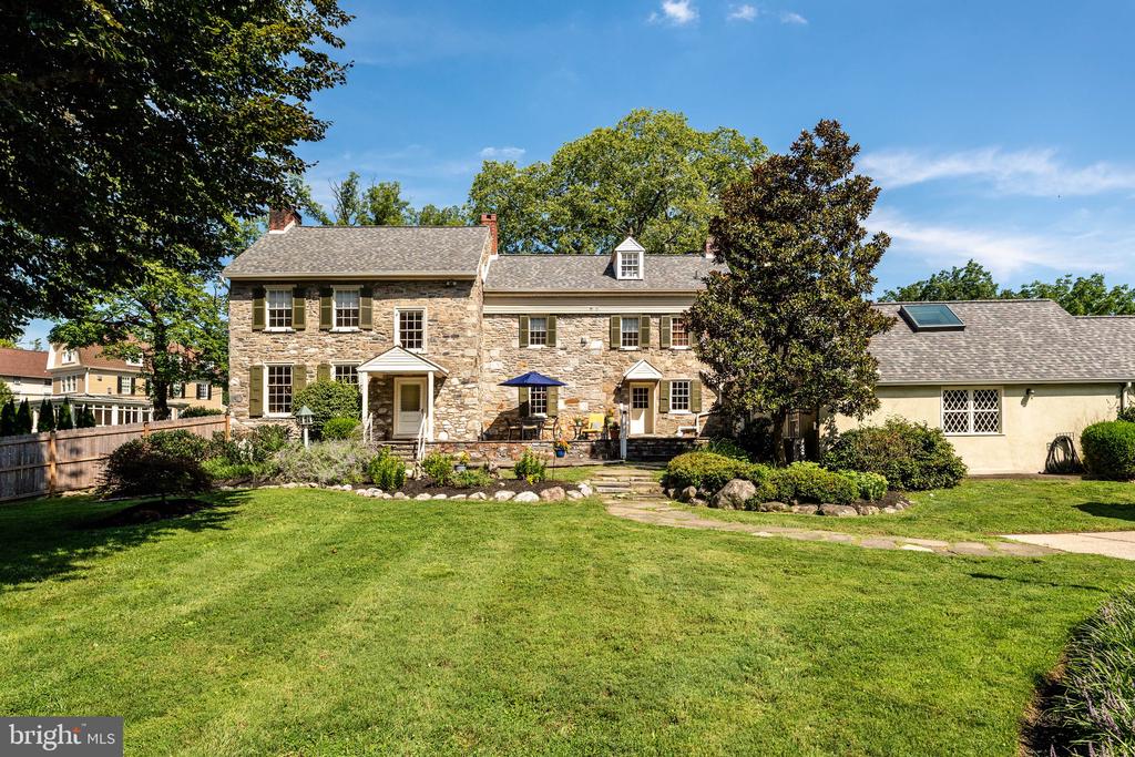 3141 SPRING MILL ROAD