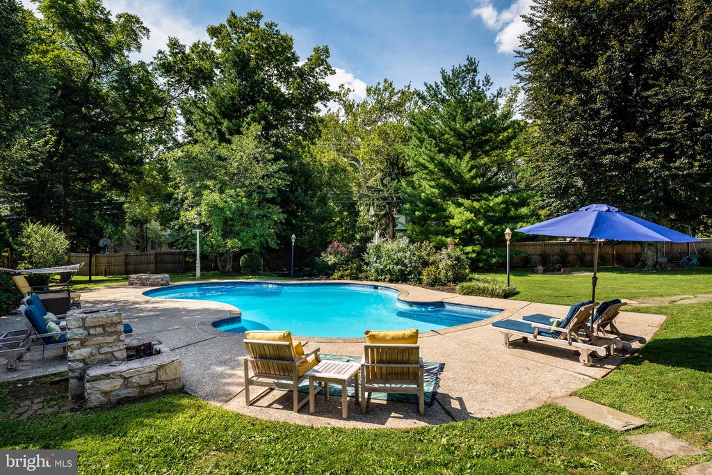 3141 SPRING MILL ROAD