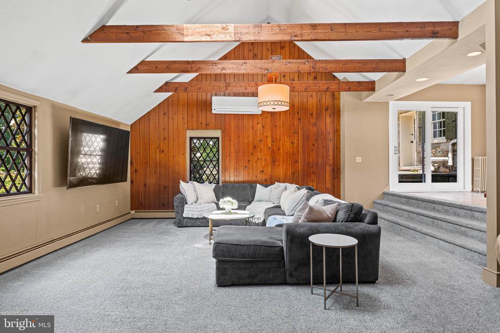 3141 SPRING MILL ROAD