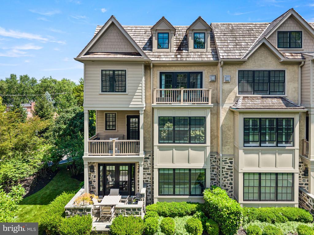 7 OVERLEA WAY Unit:           