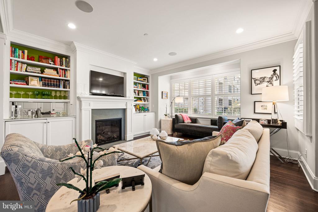 7 OVERLEA WAY Unit:           