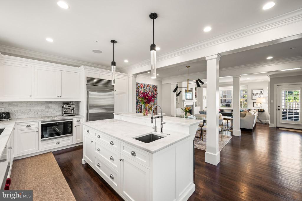 7 OVERLEA WAY Unit:           