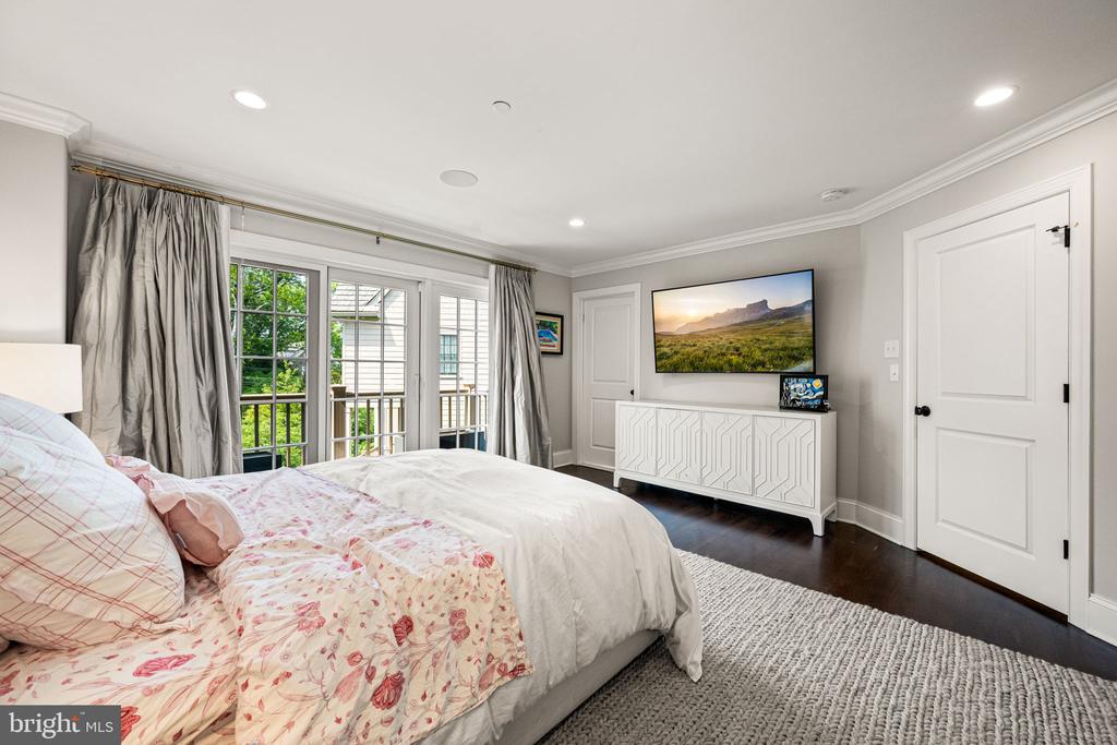 7 OVERLEA WAY Unit:           