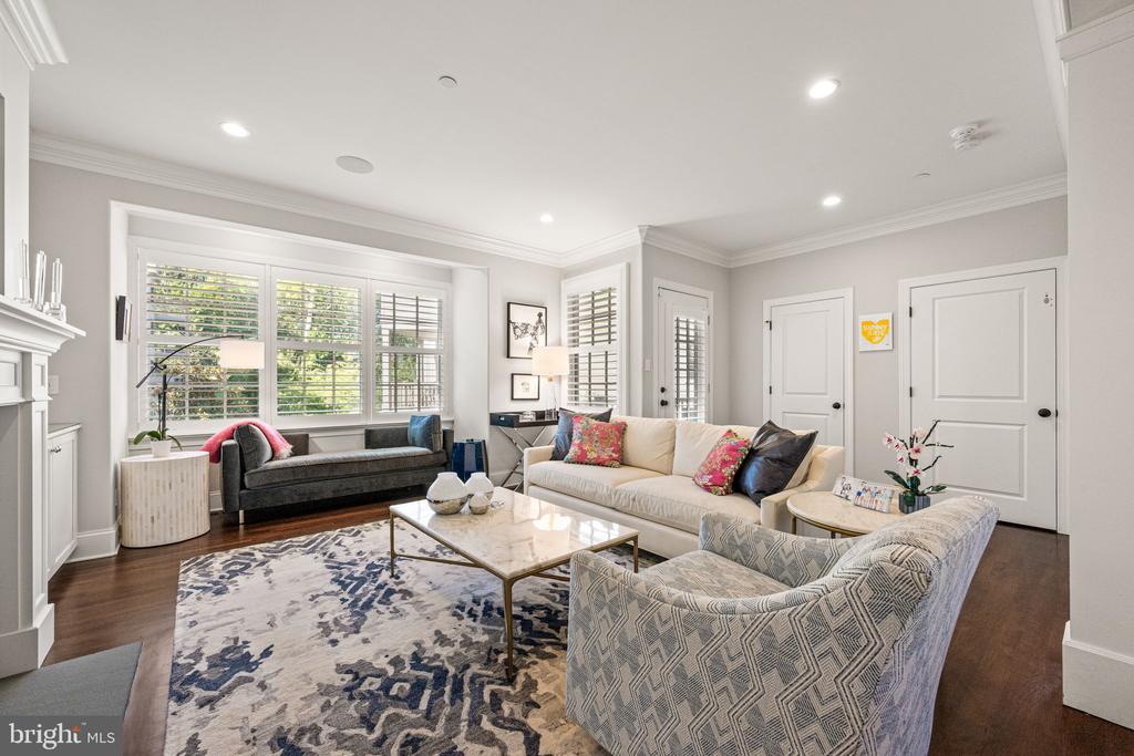 7 OVERLEA WAY Unit:           