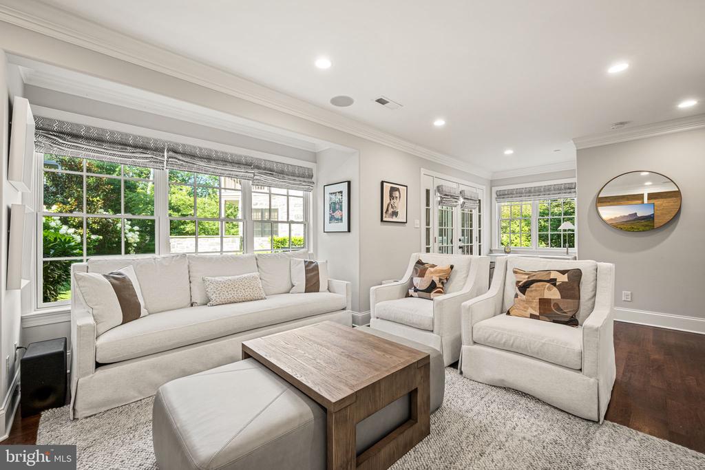 7 OVERLEA WAY Unit:           