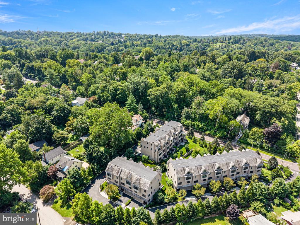 7 OVERLEA WAY Unit:           