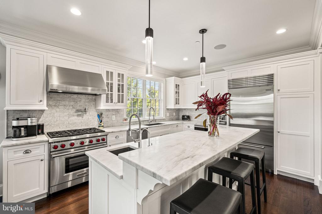 7 OVERLEA WAY Unit:           