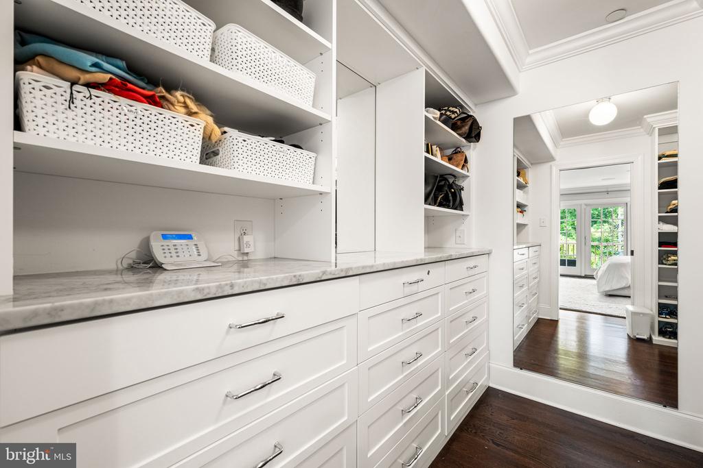 7 OVERLEA WAY Unit:           