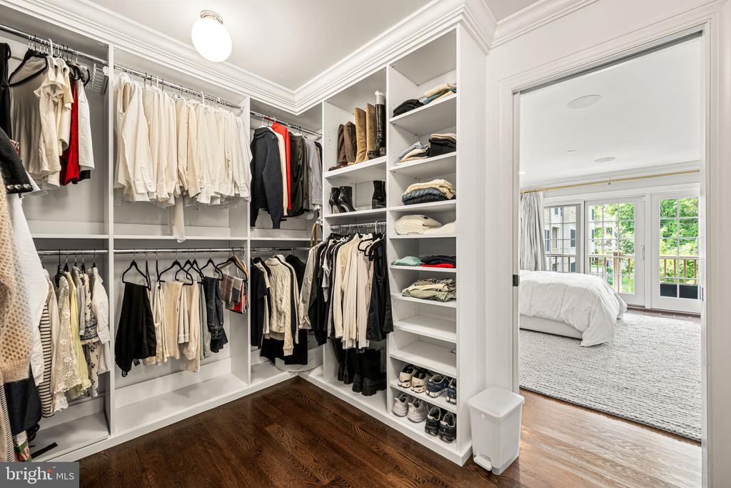 7 OVERLEA WAY Unit:           