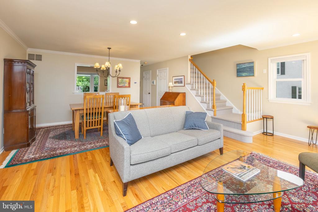 3054 MITCHELL COURT