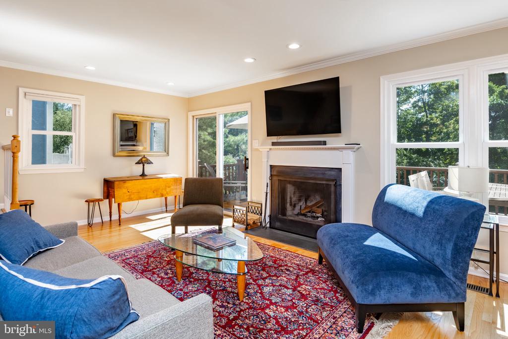 3054 MITCHELL COURT