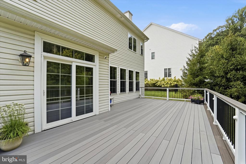 109 N LANDMARK LANE