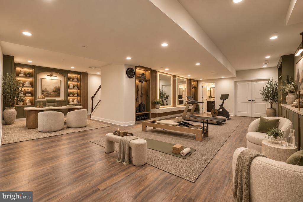 109 N LANDMARK LANE