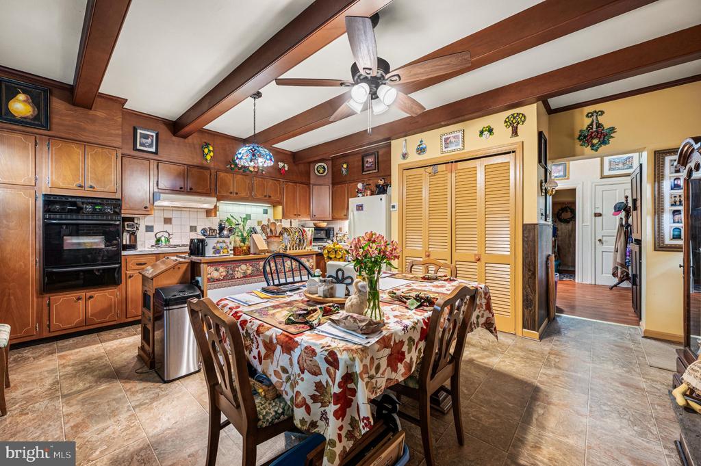 1538 BETHLEHEM PIKE