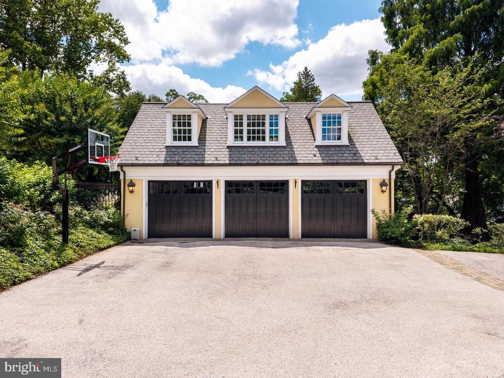 612 WINSFORD ROAD