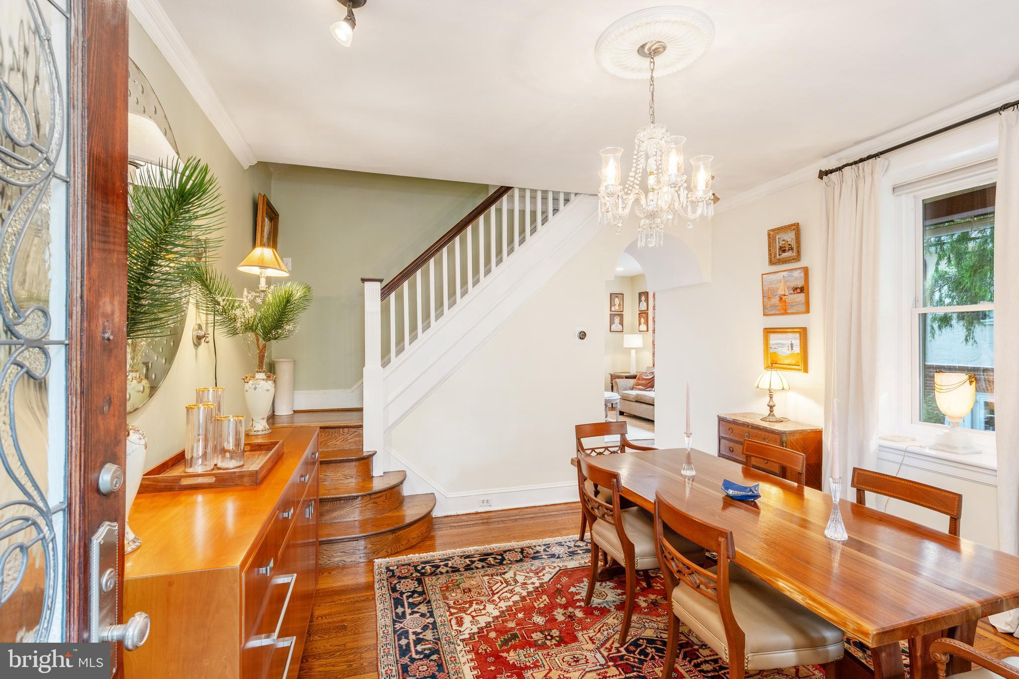 114 W ABINGTON AVENUE