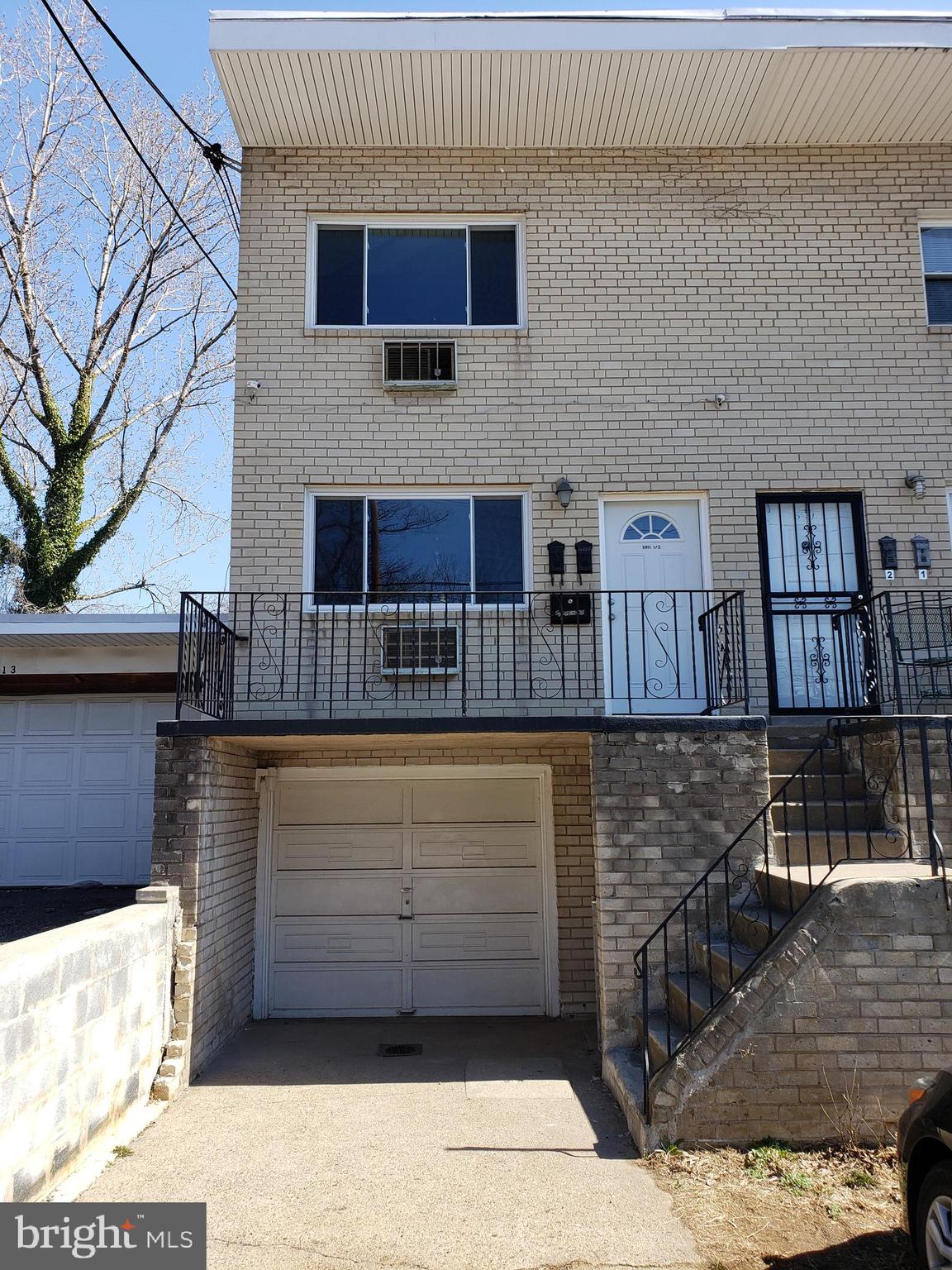 5911 N 10TH UNIT #1 STREET 1/2 1