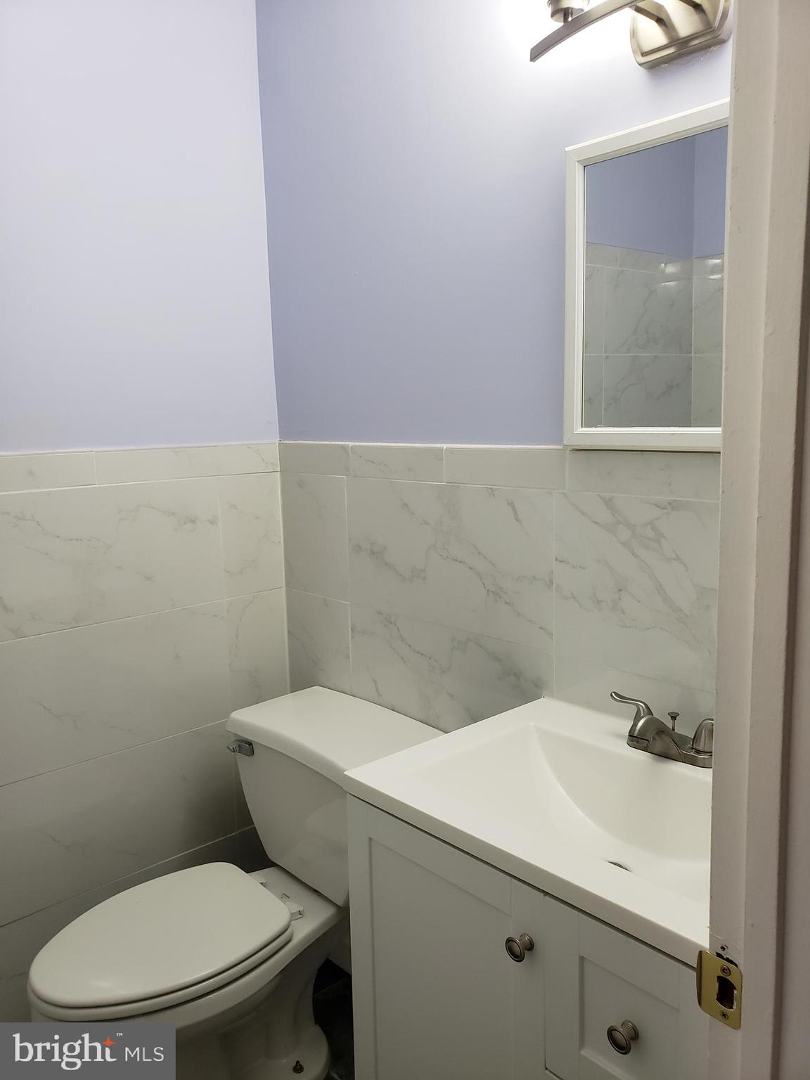 5911 N 10TH UNIT #1 STREET 1/2 1