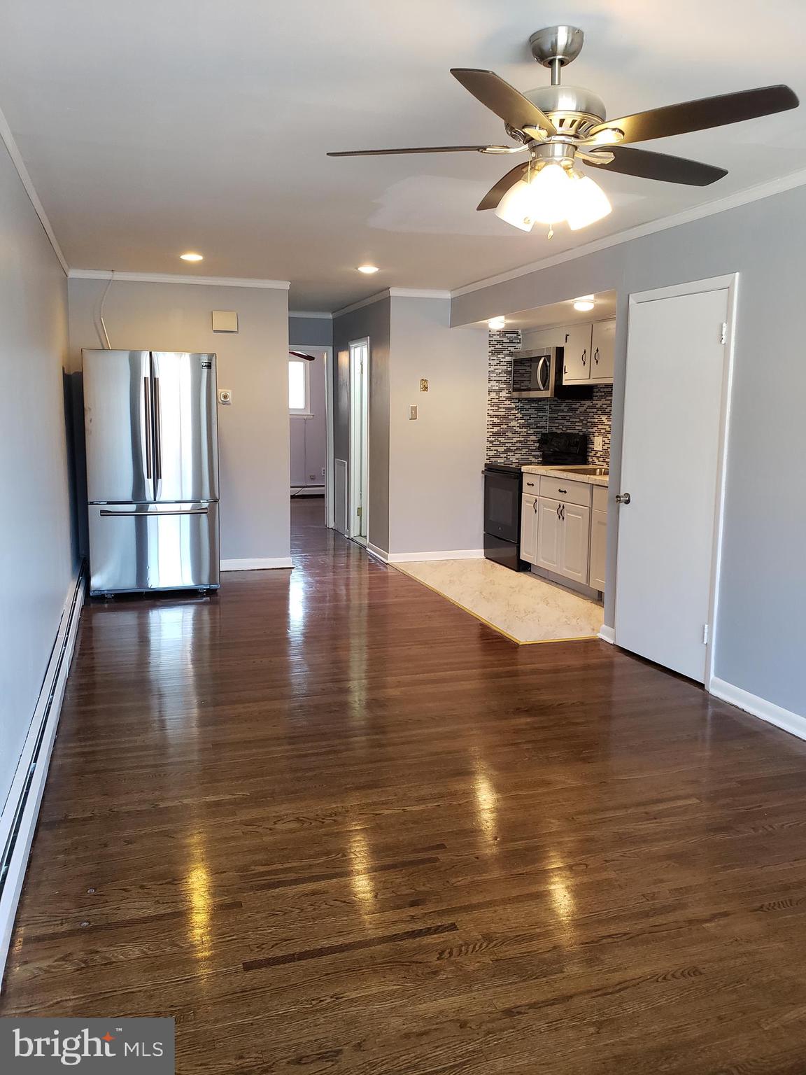 5911 N 10TH UNIT #1 STREET 1/2 1