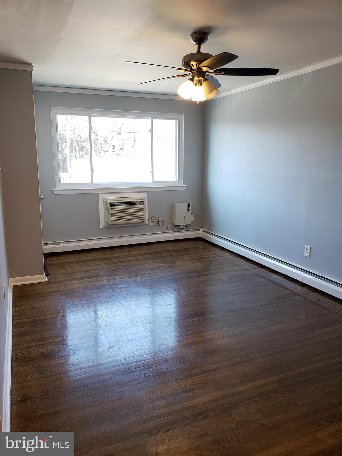 5911 N 10TH UNIT #1 STREET 1/2 1
