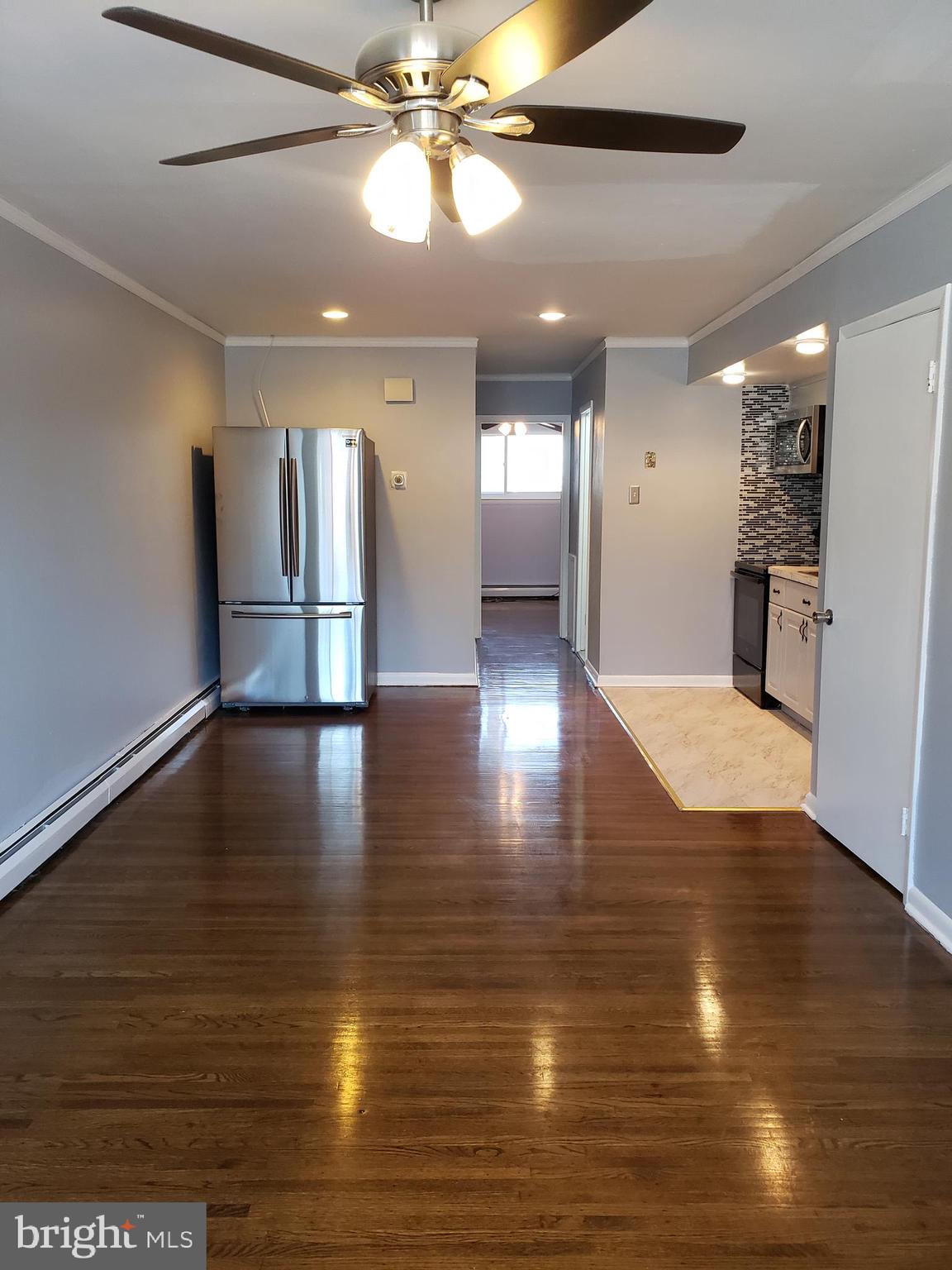 5911 N 10TH UNIT #1 STREET 1/2 1